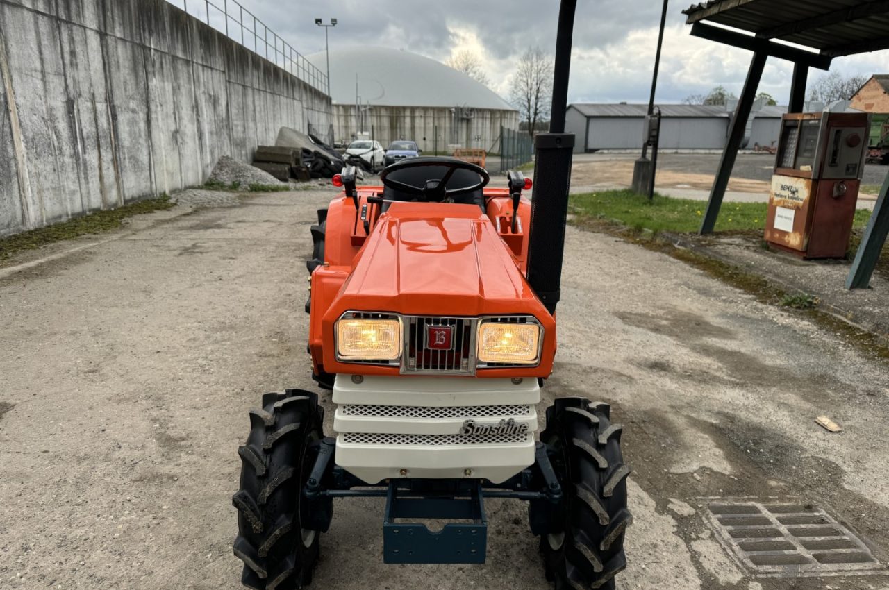 Kubota B1902DT