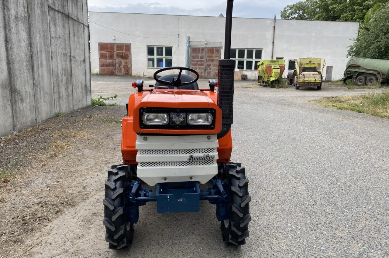 Kubota B1600DT