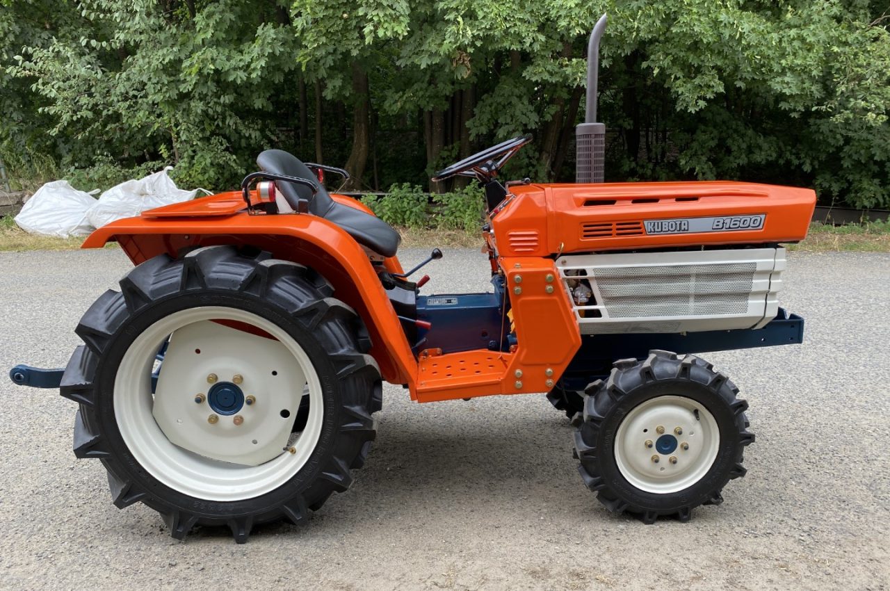 Kubota B1600DT